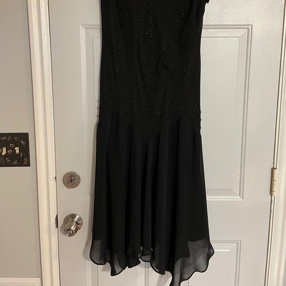 Black Formal - Picture 2 of 5